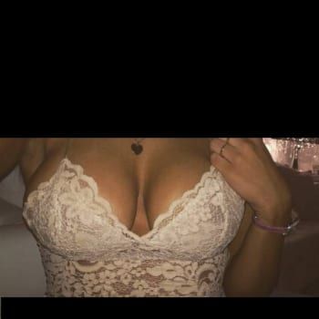 Emline - Kostenlos Sex treffen in Vellahn Profil von Emline, 39 Jahre, Kostenlos Sex treffen in Vellahn (Mecklenburg-Vorpommern)